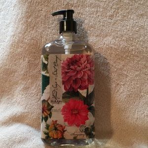Sweet Orange Blossom Scented Hand Soap 24 oz NWT